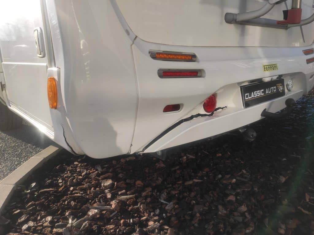 Camping car / camping car mc louis / mc louis / carrosserie / réparation
